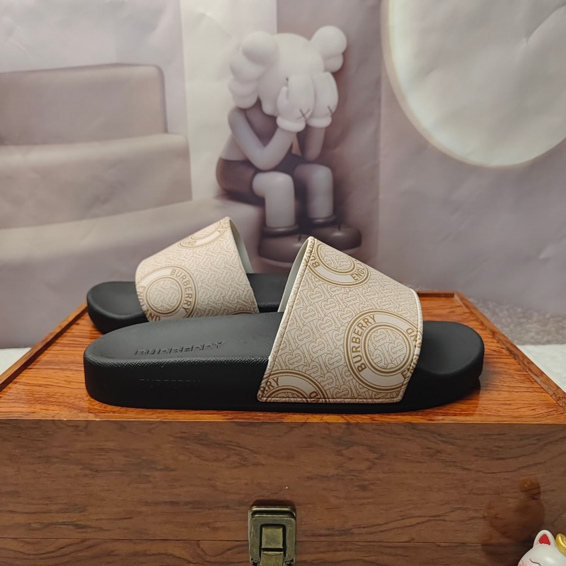 Burberry Slippers